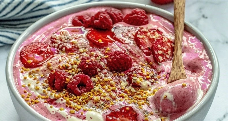 Berry Bliss Summer Smoothie Bowl