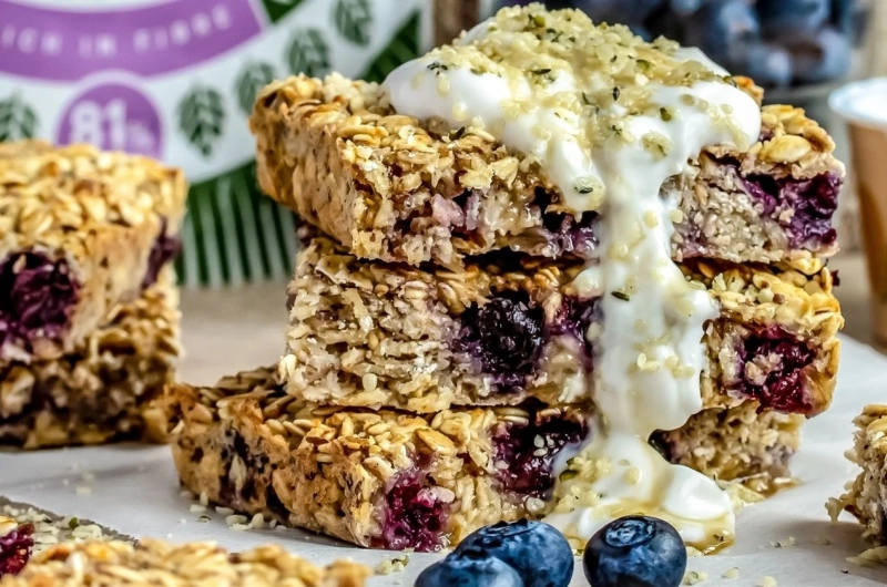 Protein Blueberry Breakfast Oat Bars